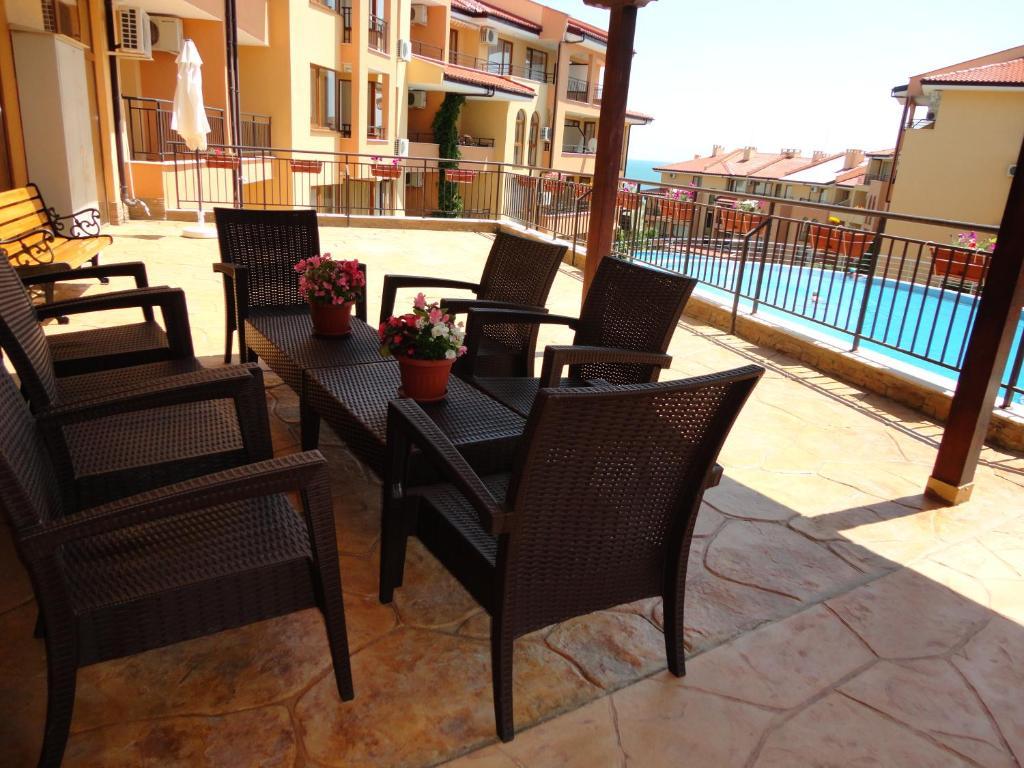 Paradise Dreams Apartcomplex Sveti Vlas Bagian luar foto